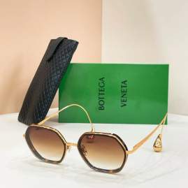Picture of Bottega Veneta Sunglasses _SKUfw80235971fw
